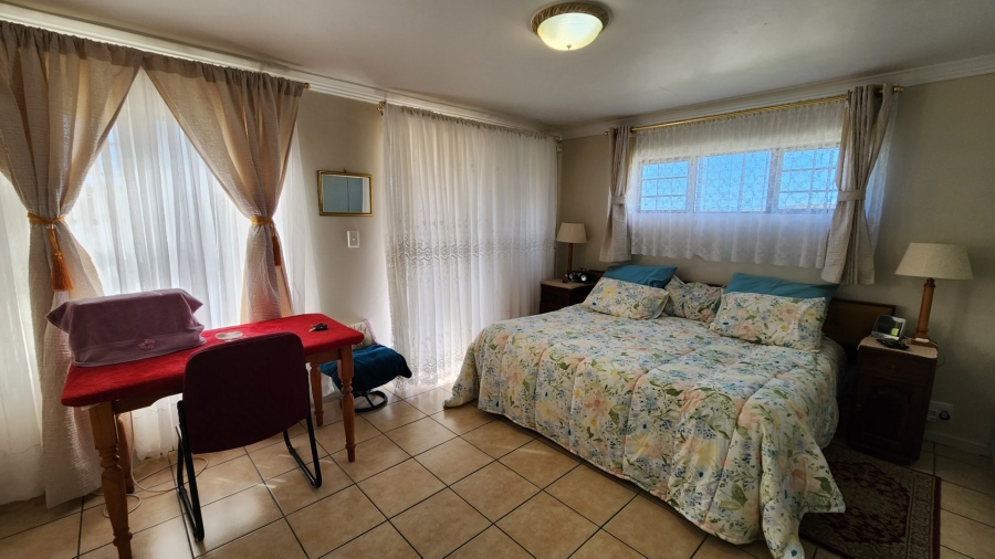 3 Bedroom Property for Sale in Seemeeu Park Western Cape